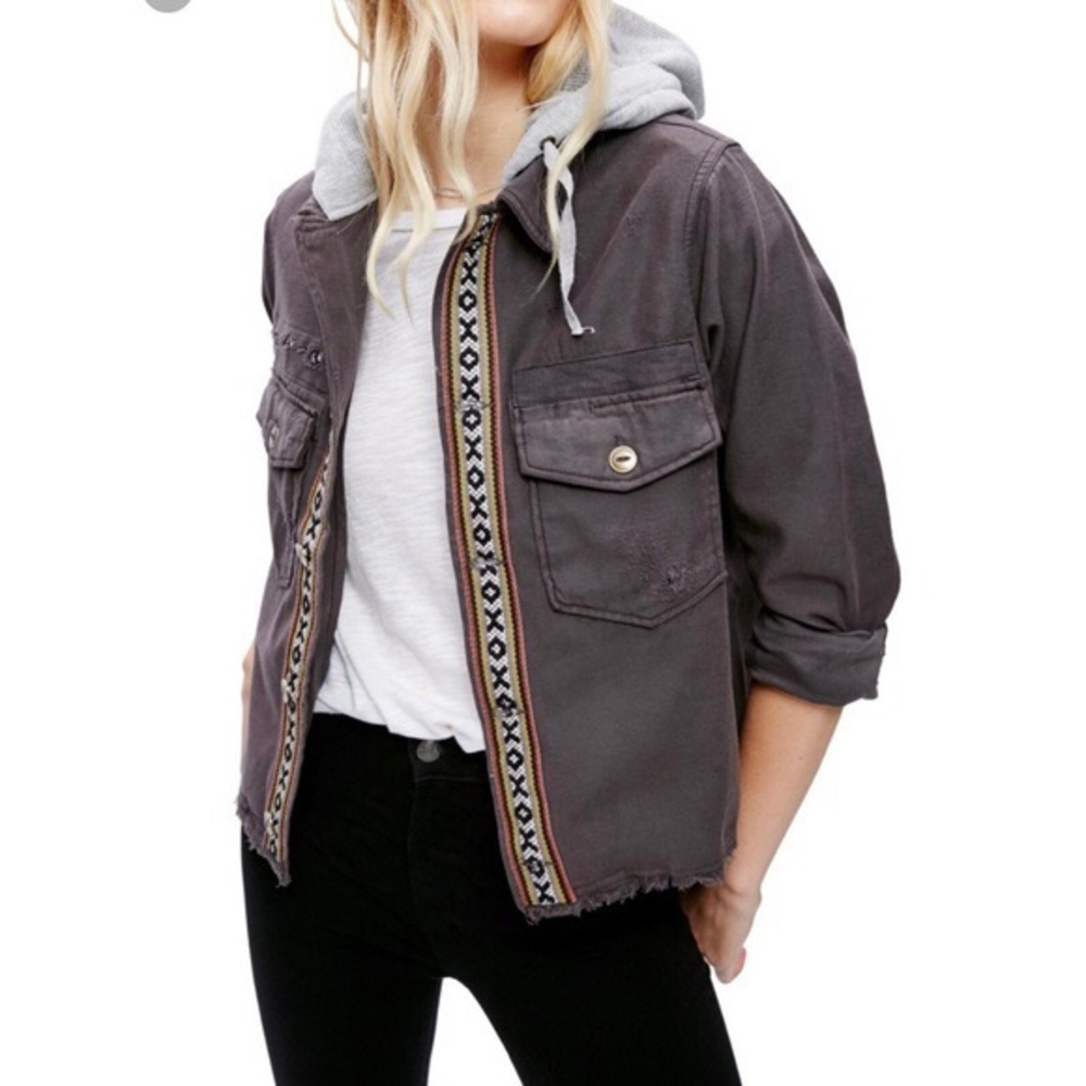 FREE PEOPLE WEEKEND WANDERER JACKET